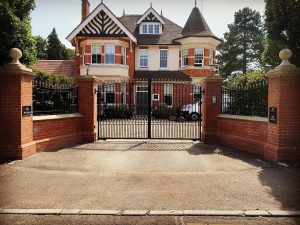 electric metal gates